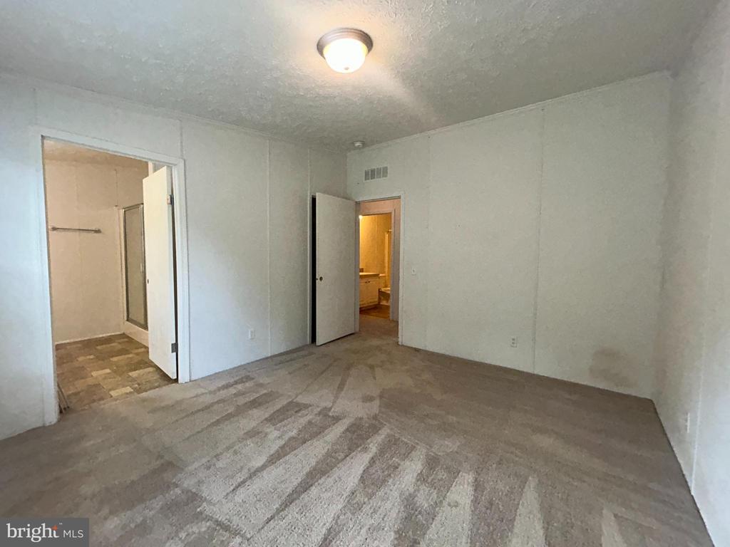 23221 INDEPENDENCE RD, UNIONVILLE, Virginia 22567, 2 Bedrooms Bedrooms, ,2 BathroomsBathrooms,Residential,23221 INDEPENDENCE RD,VAOR2014612 MLS # VAOR2014612