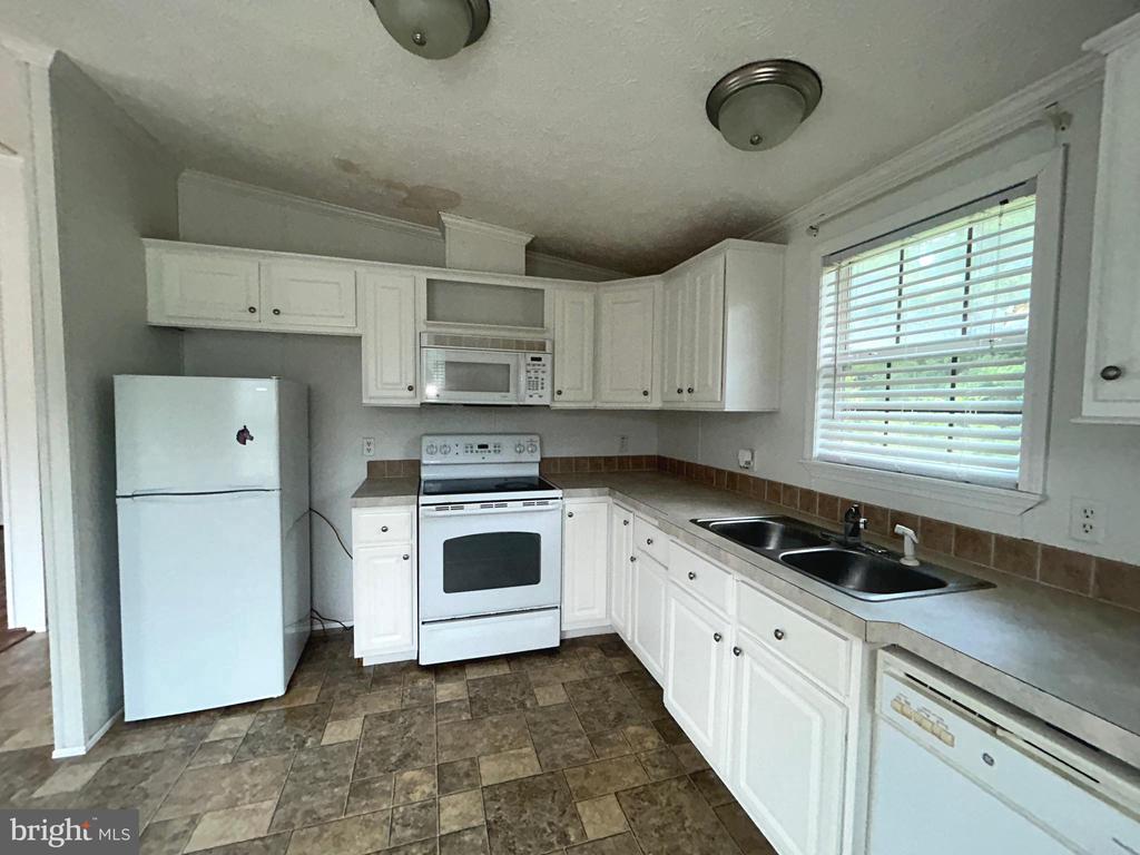 23221 INDEPENDENCE RD, UNIONVILLE, Virginia 22567, 2 Bedrooms Bedrooms, ,2 BathroomsBathrooms,Residential,23221 INDEPENDENCE RD,VAOR2014612 MLS # VAOR2014612