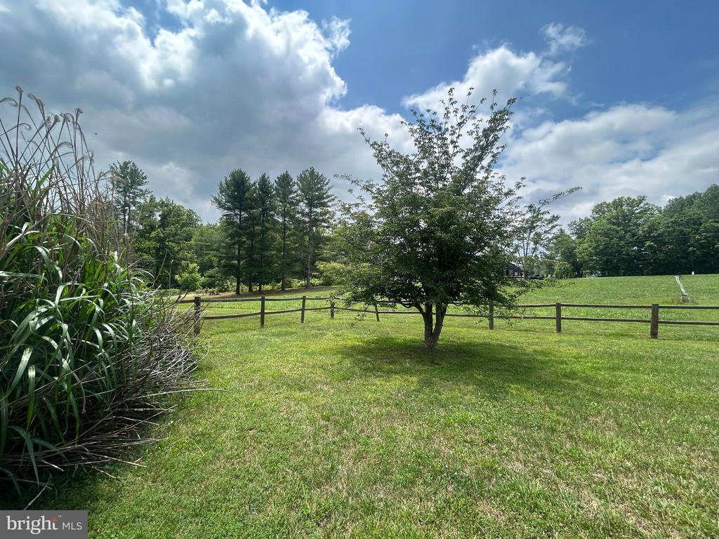 23221 INDEPENDENCE RD, UNIONVILLE, Virginia 22567, 2 Bedrooms Bedrooms, ,2 BathroomsBathrooms,Residential,23221 INDEPENDENCE RD,VAOR2014612 MLS # VAOR2014612