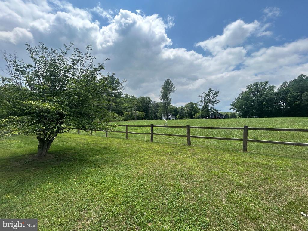 23221 INDEPENDENCE RD, UNIONVILLE, Virginia 22567, 2 Bedrooms Bedrooms, ,2 BathroomsBathrooms,Residential,23221 INDEPENDENCE RD,VAOR2014612 MLS # VAOR2014612