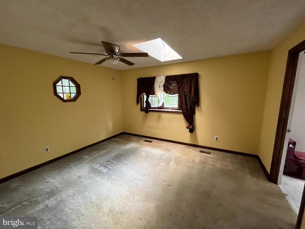 9809 PEPPERTREE RD, SPOTSYLVANIA, Virginia 22553, 4 Bedrooms Bedrooms, ,1 BathroomBathrooms,Residential,9809 PEPPERTREE RD,VASP2043326 MLS # VASP2043326 9809 PEPPERTREE RD, SPOTSYLVANIA, Virginia 22553, 4 Bedrooms Bedrooms, ,1 BathroomBathrooms,Residential,9809 PEPPERTREE RD,VASP2043326 MLS # VASP2043326