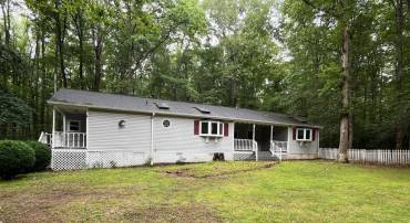 9809 PEPPERTREE RD, SPOTSYLVANIA, Virginia 22553, 4 Bedrooms Bedrooms, ,1 BathroomBathrooms,Residential,9809 PEPPERTREE RD,VASP2043326 MLS # VASP2043326