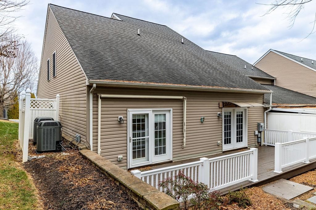 47 VILLA VIEW DR, STAUNTON, Virginia 24401, 3 Bedrooms Bedrooms, ,2 BathroomsBathrooms,Residential,47 VILLA VIEW DR,672051 MLS # 672051
