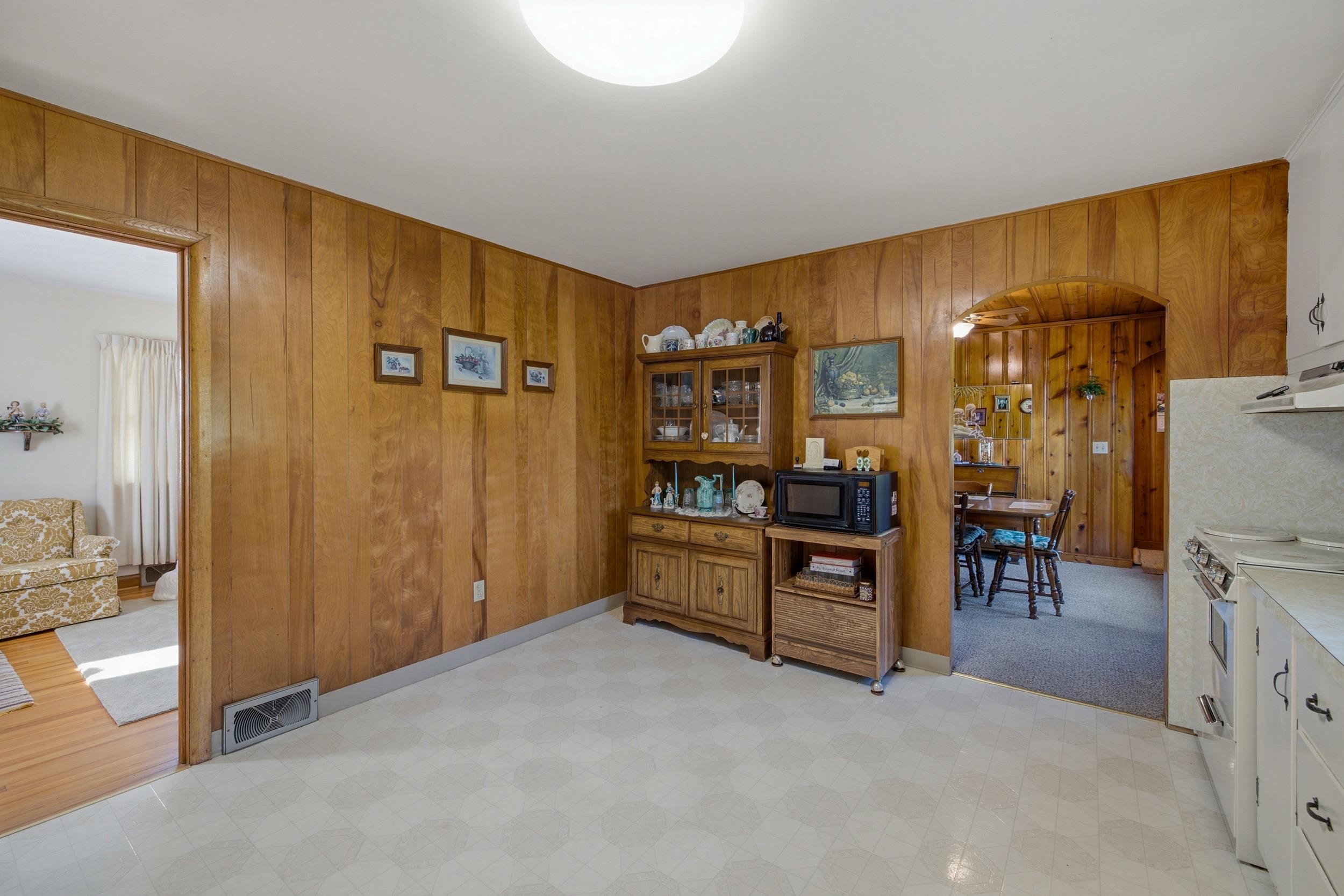 12199 HOLLOW RD, FULKS RUN, Virginia 22830, 3 Bedrooms Bedrooms, ,1 BathroomBathrooms,Residential,12199 HOLLOW RD,678960 MLS # 678960