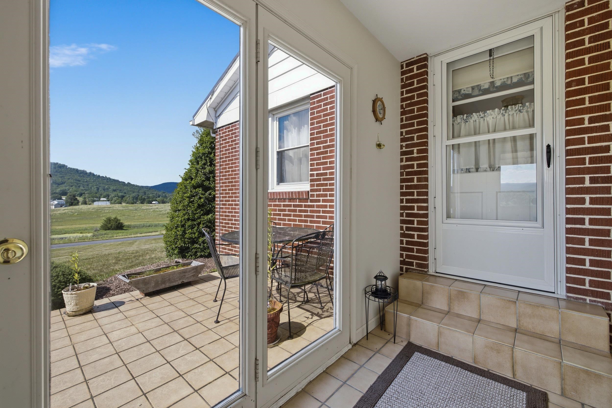 12199 HOLLOW RD, FULKS RUN, Virginia 22830, 3 Bedrooms Bedrooms, ,1 BathroomBathrooms,Residential,12199 HOLLOW RD,678960 MLS # 678960