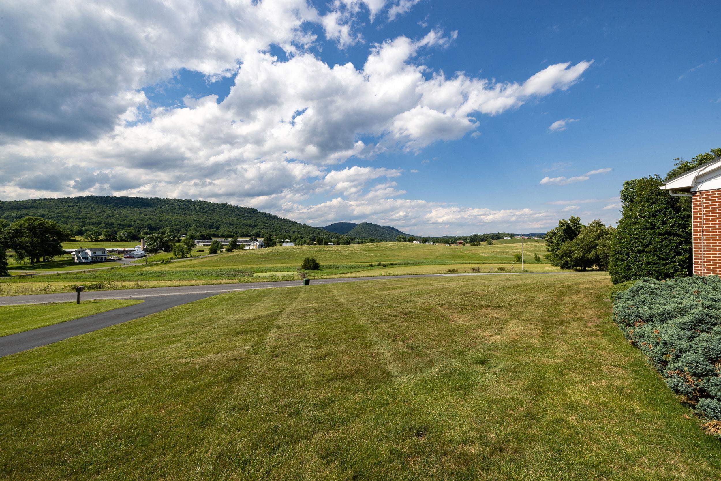 12199 HOLLOW RD, FULKS RUN, Virginia 22830, 3 Bedrooms Bedrooms, ,1 BathroomBathrooms,Residential,12199 HOLLOW RD,678960 MLS # 678960