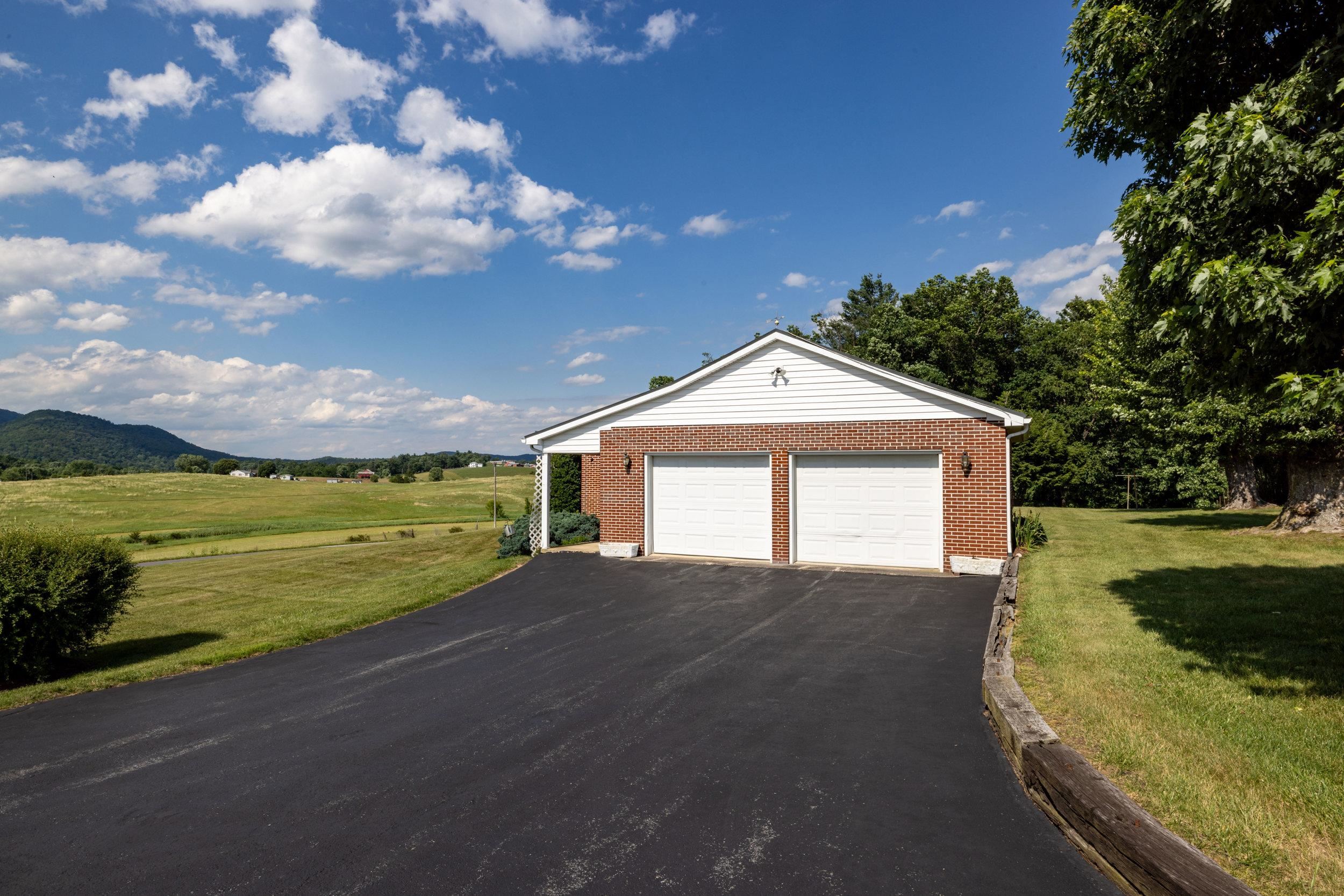 12199 HOLLOW RD, FULKS RUN, Virginia 22830, 3 Bedrooms Bedrooms, ,1 BathroomBathrooms,Residential,12199 HOLLOW RD,678960 MLS # 678960