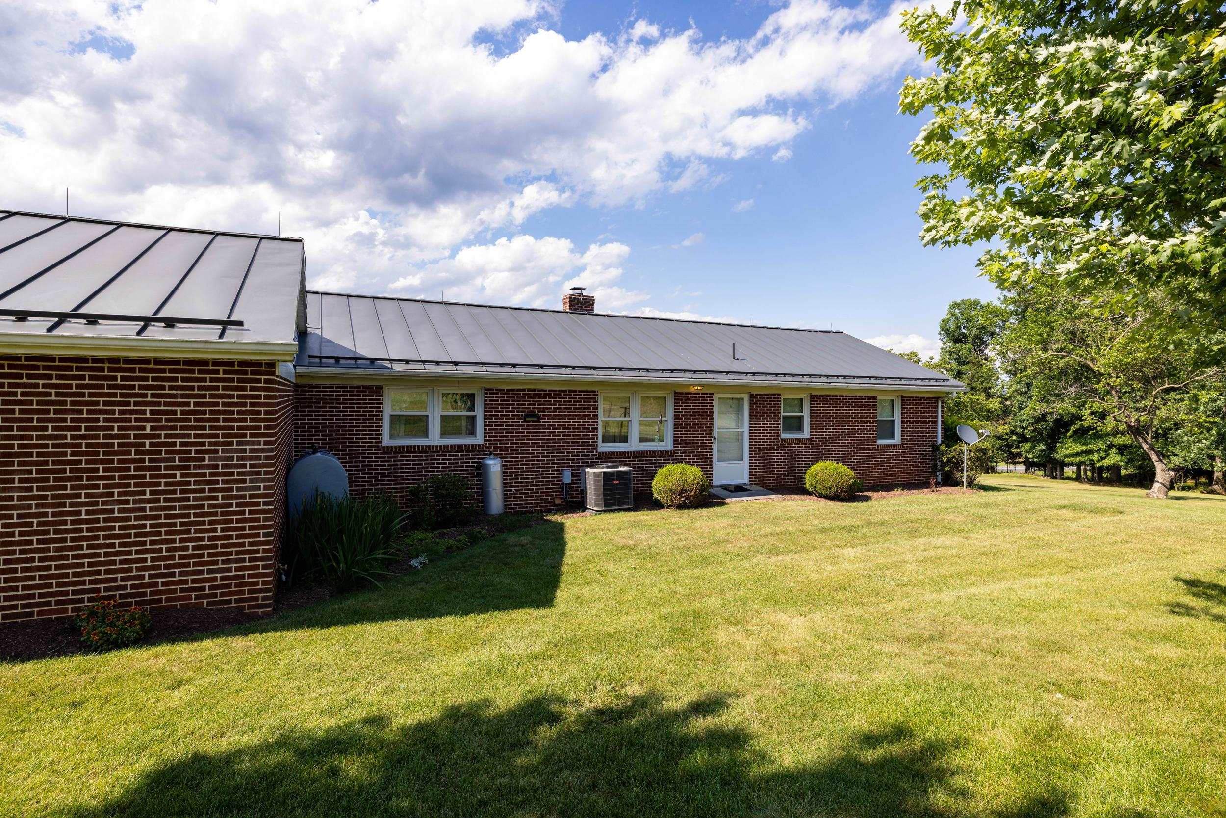12199 HOLLOW RD, FULKS RUN, Virginia 22830, 3 Bedrooms Bedrooms, ,1 BathroomBathrooms,Residential,12199 HOLLOW RD,678960 MLS # 678960