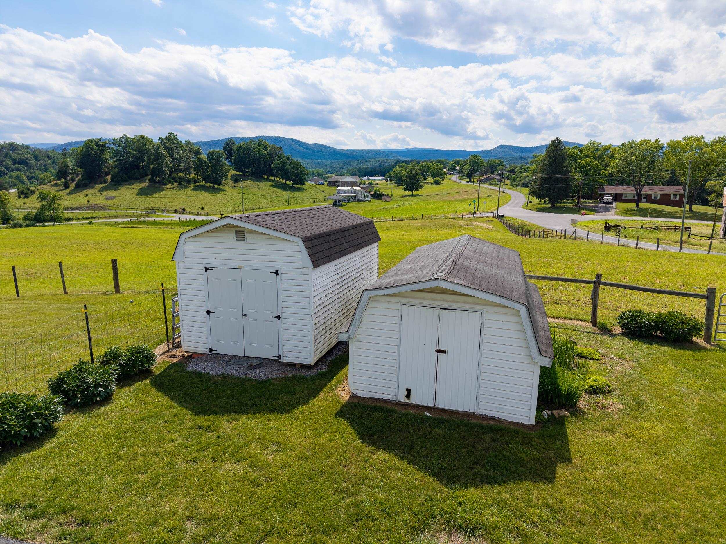 12199 HOLLOW RD, FULKS RUN, Virginia 22830, 3 Bedrooms Bedrooms, ,1 BathroomBathrooms,Residential,12199 HOLLOW RD,678960 MLS # 678960