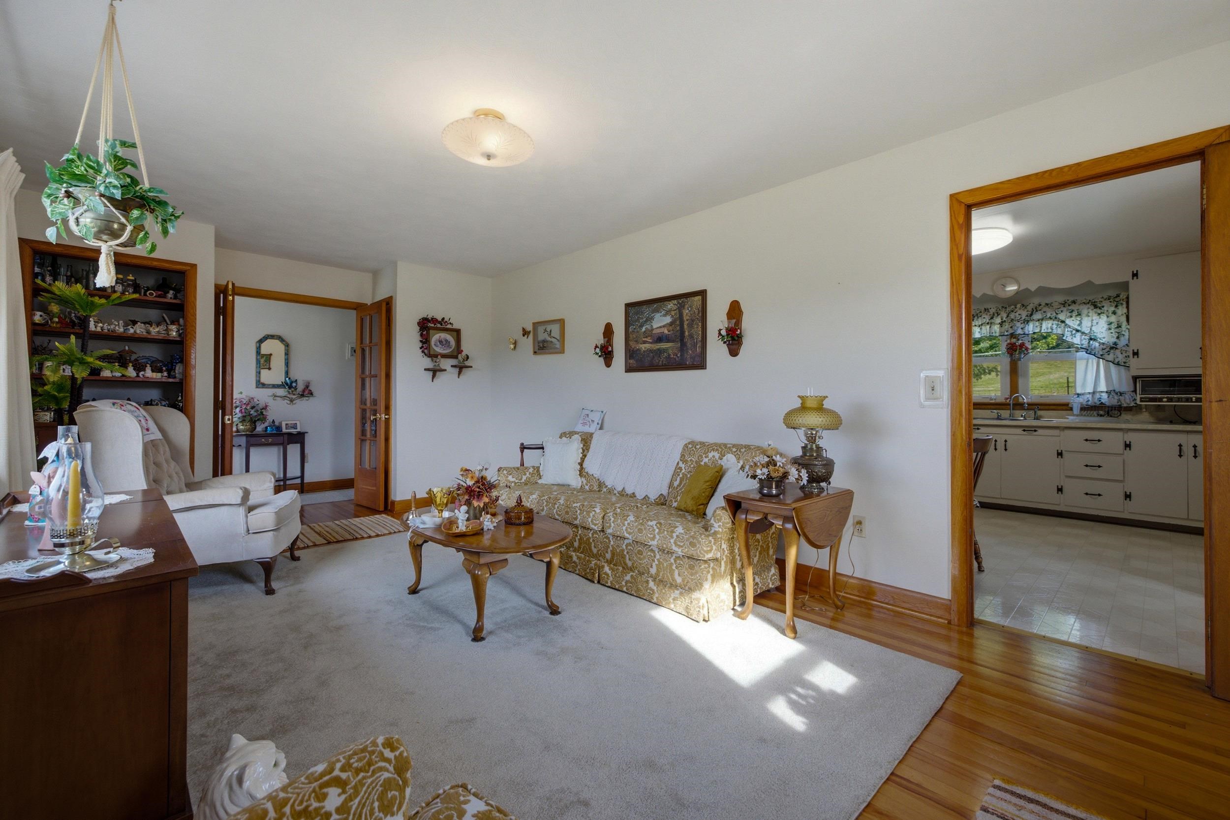 12199 HOLLOW RD, FULKS RUN, Virginia 22830, 3 Bedrooms Bedrooms, ,1 BathroomBathrooms,Residential,12199 HOLLOW RD,678960 MLS # 678960