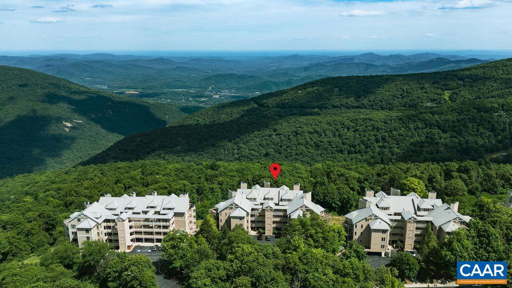 1826 HIGH RIDGE CT CONDOS, WINTERGREEN RESORT, Virginia 22967, 2 Bedrooms Bedrooms, ,2 BathroomsBathrooms,Residential,1826 HIGH RIDGE CT CONDOS,678972 MLS # 678972