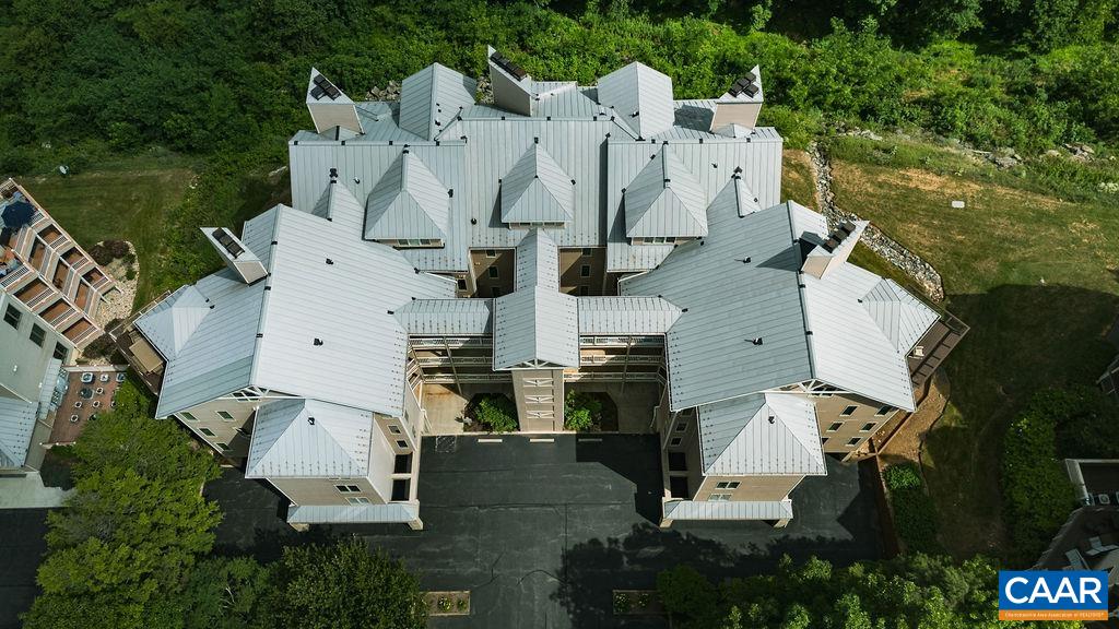 1826 HIGH RIDGE CT CONDOS, WINTERGREEN RESORT, Virginia 22967, 2 Bedrooms Bedrooms, ,2 BathroomsBathrooms,Residential,1826 HIGH RIDGE CT CONDOS,678972 MLS # 678972