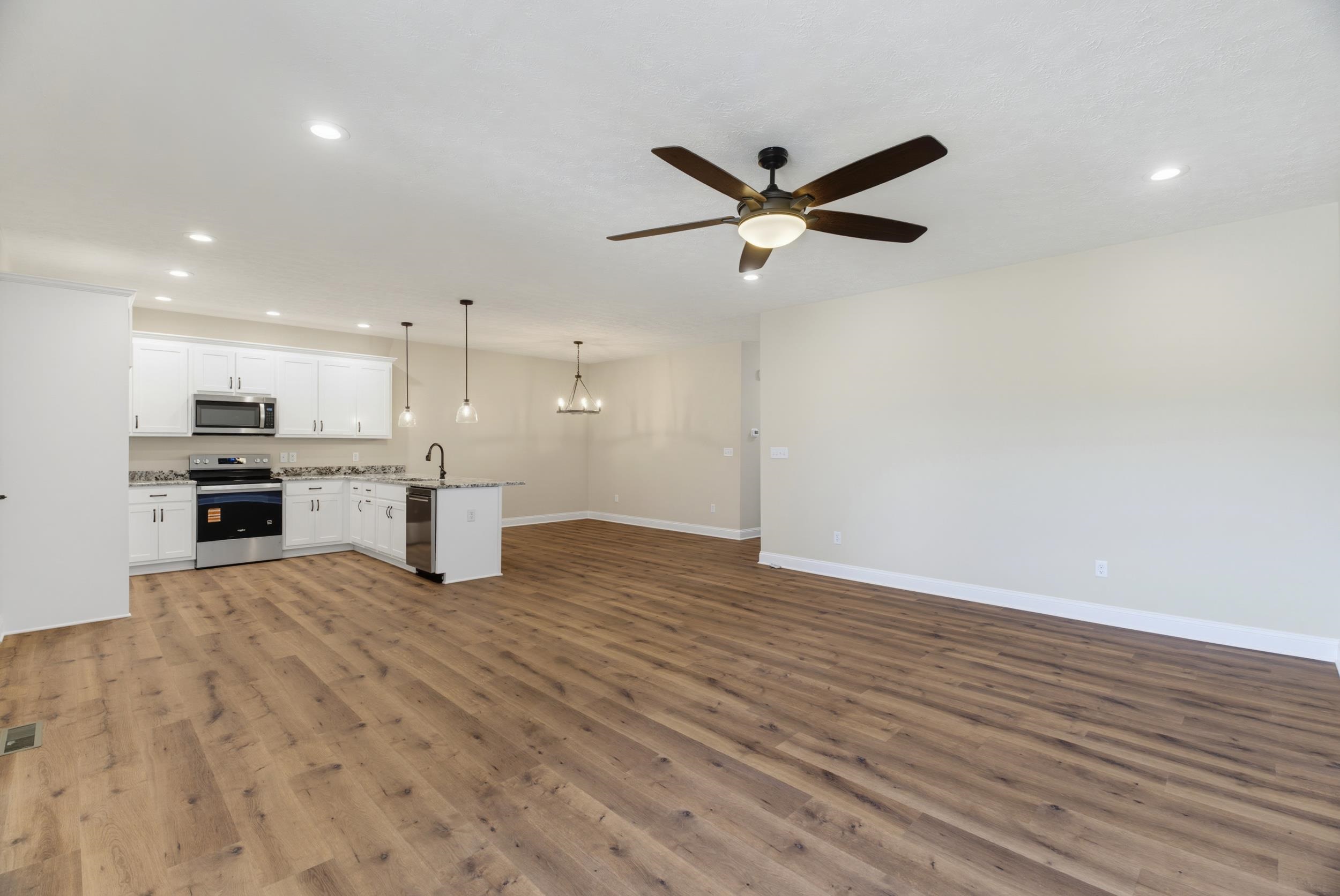 74 FOSSIL DR, STUARTS DRAFT, Virginia 24477, 2 Bedrooms Bedrooms, ,2 BathroomsBathrooms,Residential,74 FOSSIL DR,678974 MLS # 678974