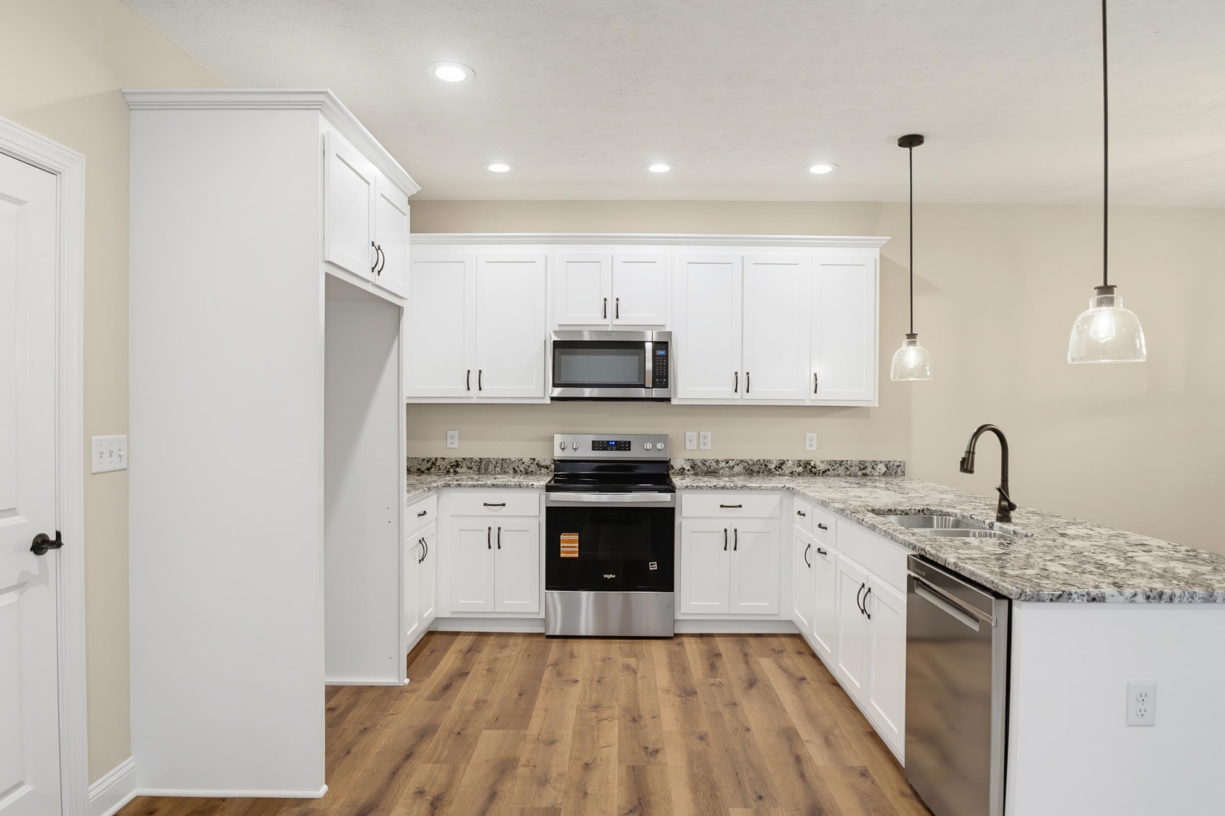 74 FOSSIL DR, STUARTS DRAFT, Virginia 24477, 2 Bedrooms Bedrooms, ,2 BathroomsBathrooms,Residential,74 FOSSIL DR,678974 MLS # 678974