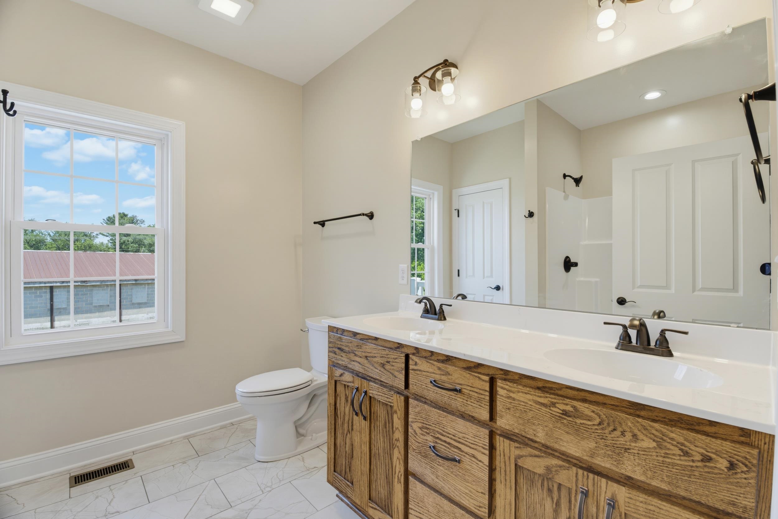 74 FOSSIL DR, STUARTS DRAFT, Virginia 24477, 2 Bedrooms Bedrooms, ,2 BathroomsBathrooms,Residential,74 FOSSIL DR,678974 MLS # 678974