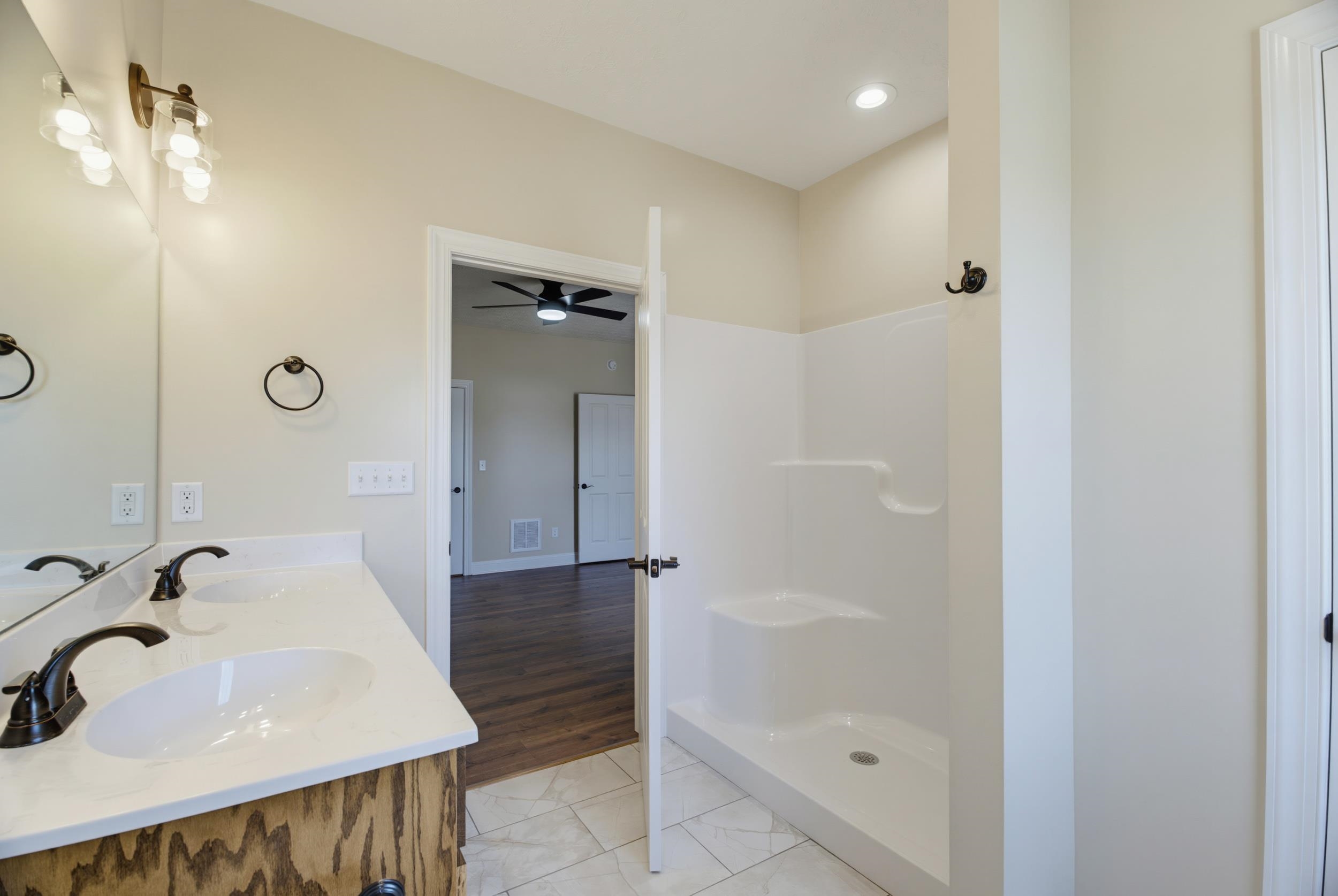 74 FOSSIL DR, STUARTS DRAFT, Virginia 24477, 2 Bedrooms Bedrooms, ,2 BathroomsBathrooms,Residential,74 FOSSIL DR,678974 MLS # 678974