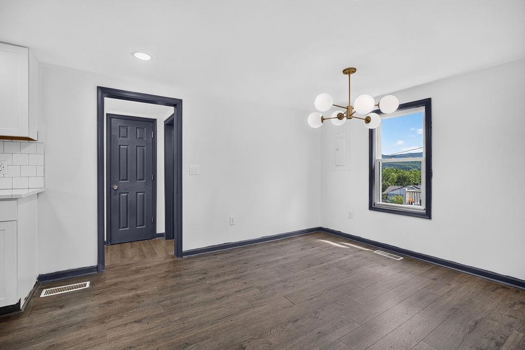 280 PORT REPUBLIC RD, WAYNESBORO, Virginia 22980, 3 Bedrooms Bedrooms, ,1 BathroomBathrooms,Residential,280 PORT REPUBLIC RD,678979 MLS # 678979