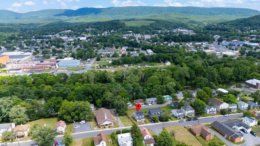 280 PORT REPUBLIC RD, WAYNESBORO, Virginia 22980, 3 Bedrooms Bedrooms, ,1 BathroomBathrooms,Residential,280 PORT REPUBLIC RD,678979 MLS # 678979