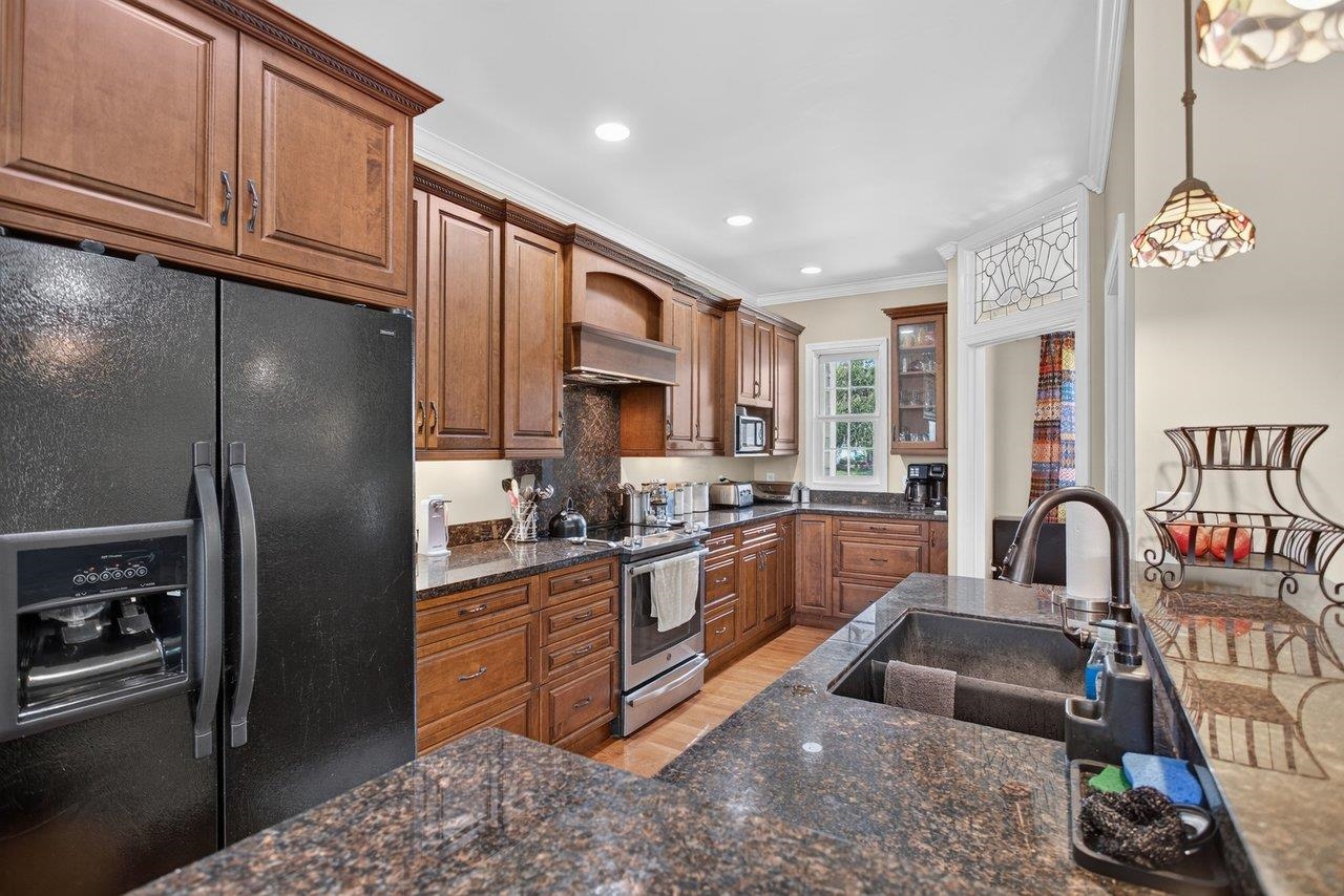 301 BARTLEY ST, DAYTON, Virginia 22821, 5 Bedrooms Bedrooms, ,3 BathroomsBathrooms,Residential,5 BEDROOM, 3 BATH ONE-LEVEL HOME W/ FULL WALK-OUT ,301 BARTLEY ST,678980 MLS # 678980