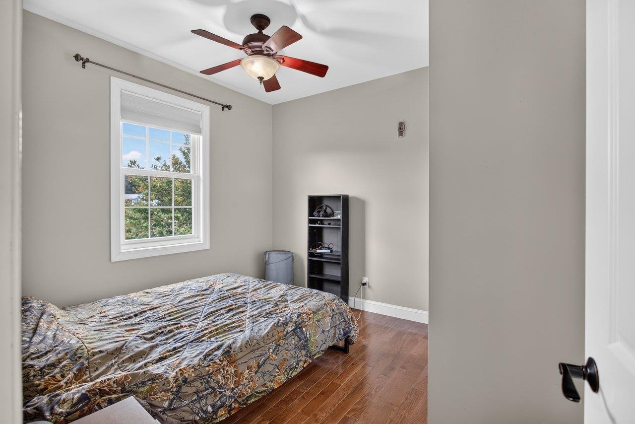 *hardwood floors