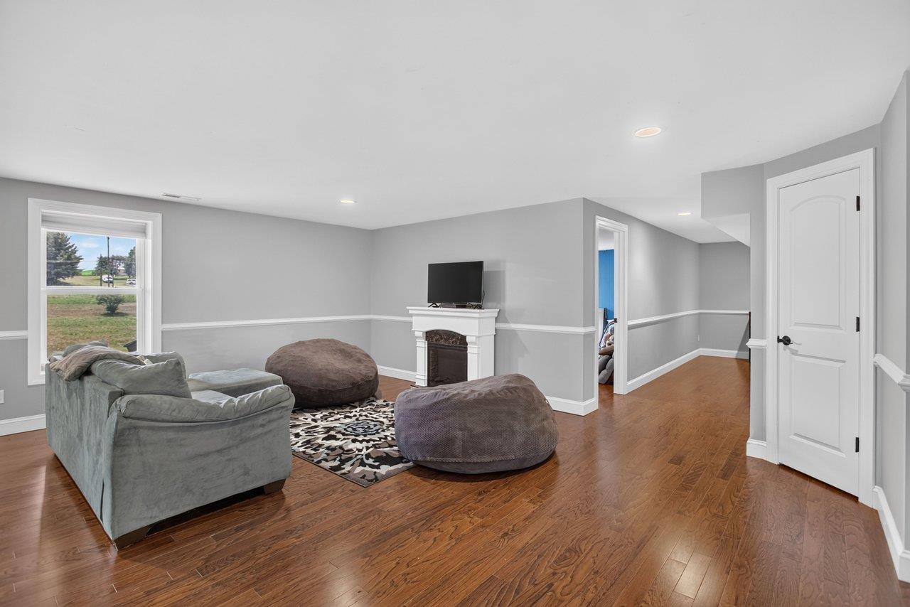 301 BARTLEY ST, DAYTON, Virginia 22821, 5 Bedrooms Bedrooms, ,3 BathroomsBathrooms,Residential,5 BEDROOM, 3 BATH ONE-LEVEL HOME W/ FULL WALK-OUT ,301 BARTLEY ST,678980 MLS # 678980