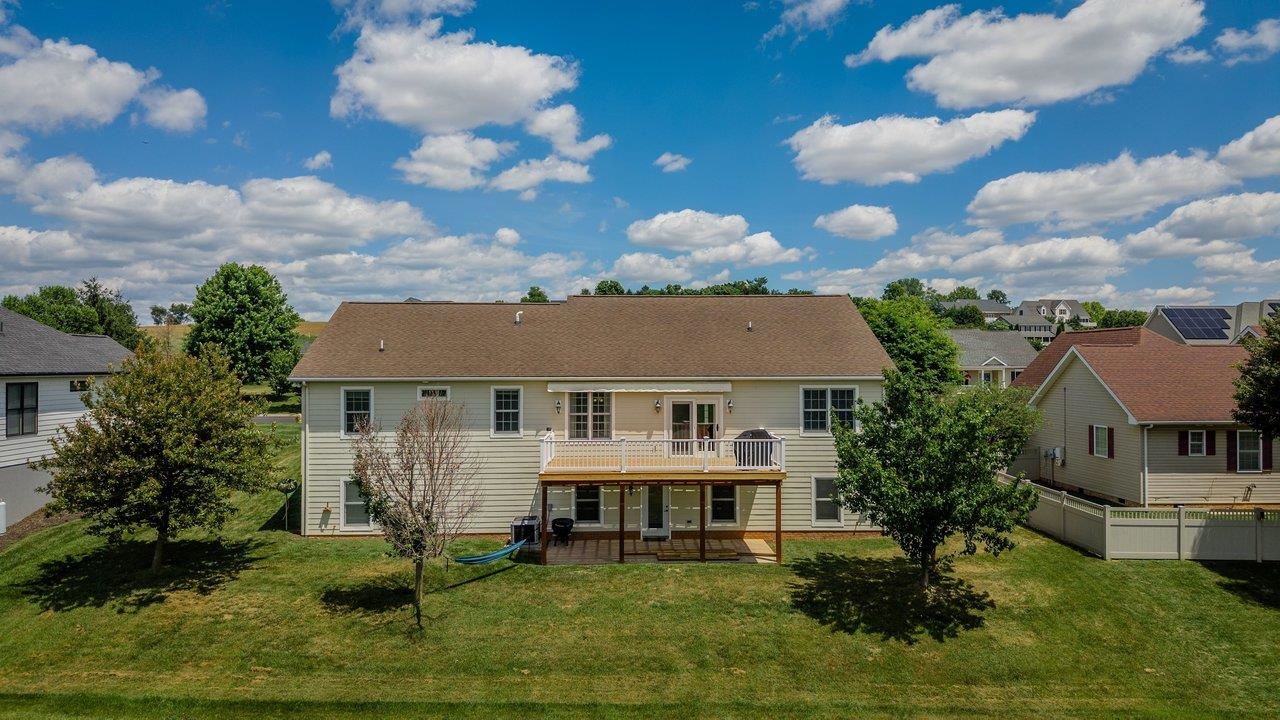 301 BARTLEY ST, DAYTON, Virginia 22821, 5 Bedrooms Bedrooms, ,3 BathroomsBathrooms,Residential,5 BEDROOM, 3 BATH ONE-LEVEL HOME W/ FULL WALK-OUT ,301 BARTLEY ST,678980 MLS # 678980