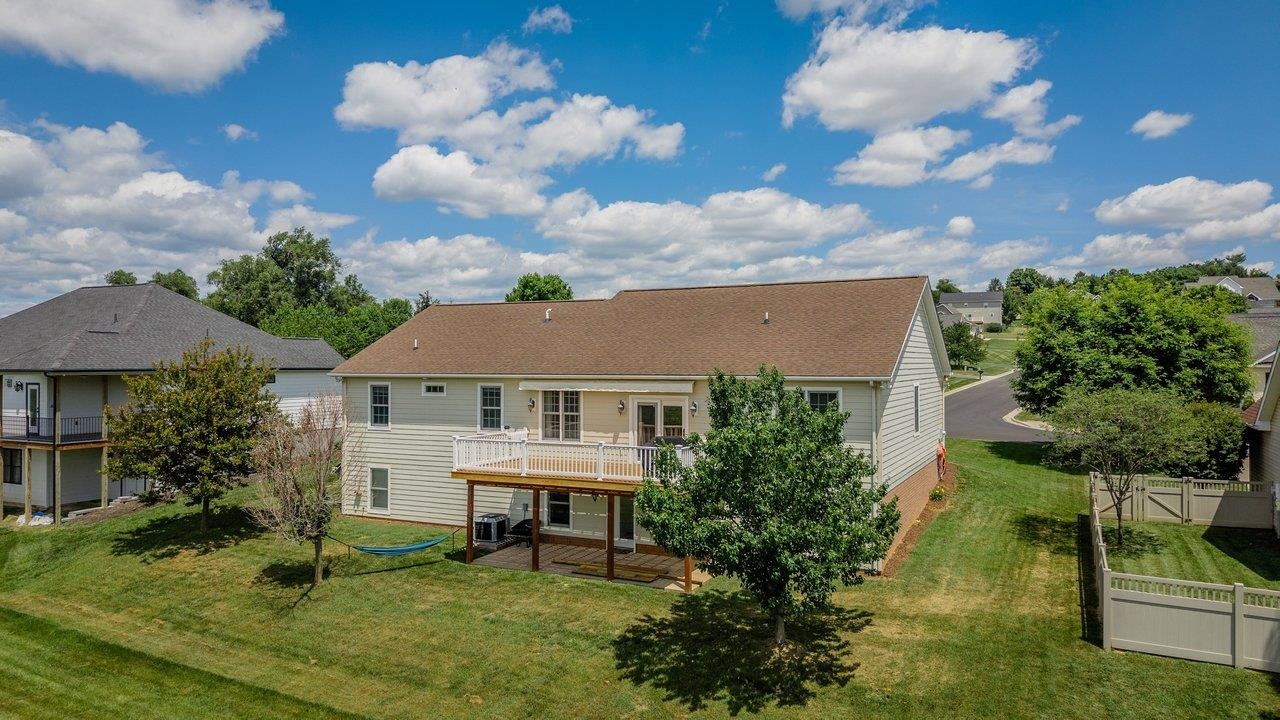 301 BARTLEY ST, DAYTON, Virginia 22821, 5 Bedrooms Bedrooms, ,3 BathroomsBathrooms,Residential,5 BEDROOM, 3 BATH ONE-LEVEL HOME W/ FULL WALK-OUT ,301 BARTLEY ST,678980 MLS # 678980