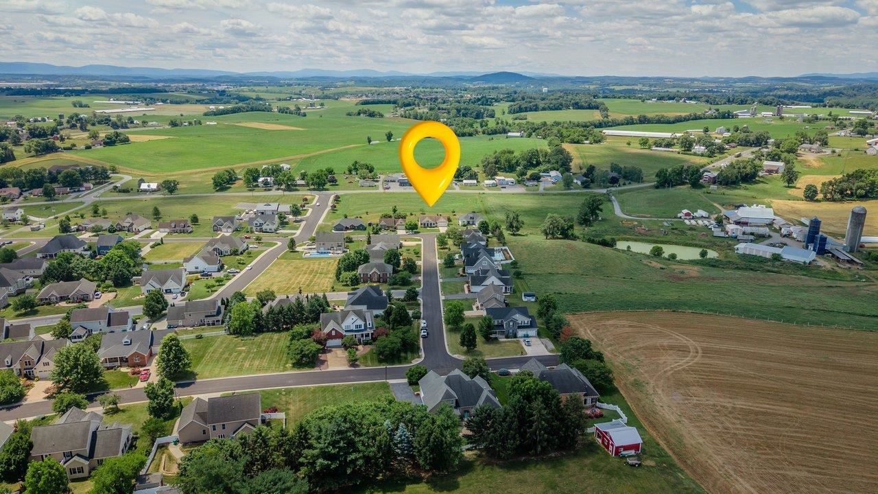 301 BARTLEY ST, DAYTON, Virginia 22821, 5 Bedrooms Bedrooms, ,3 BathroomsBathrooms,Residential,5 BEDROOM, 3 BATH ONE-LEVEL HOME W/ FULL WALK-OUT ,301 BARTLEY ST,678980 MLS # 678980