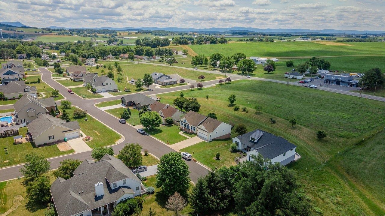 301 BARTLEY ST, DAYTON, Virginia 22821, 5 Bedrooms Bedrooms, ,3 BathroomsBathrooms,Residential,5 BEDROOM, 3 BATH ONE-LEVEL HOME W/ FULL WALK-OUT ,301 BARTLEY ST,678980 MLS # 678980