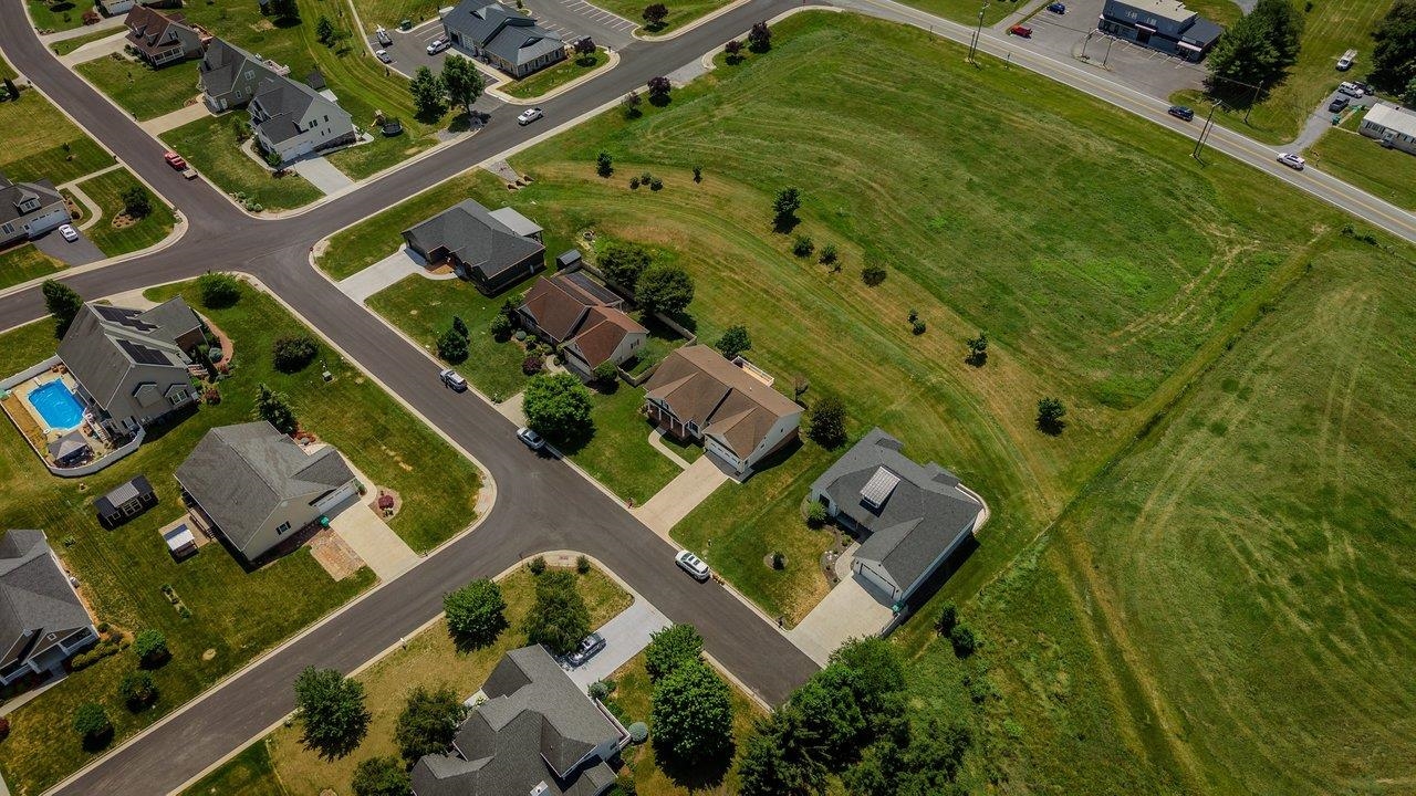 301 BARTLEY ST, DAYTON, Virginia 22821, 5 Bedrooms Bedrooms, ,3 BathroomsBathrooms,Residential,5 BEDROOM, 3 BATH ONE-LEVEL HOME W/ FULL WALK-OUT ,301 BARTLEY ST,678980 MLS # 678980