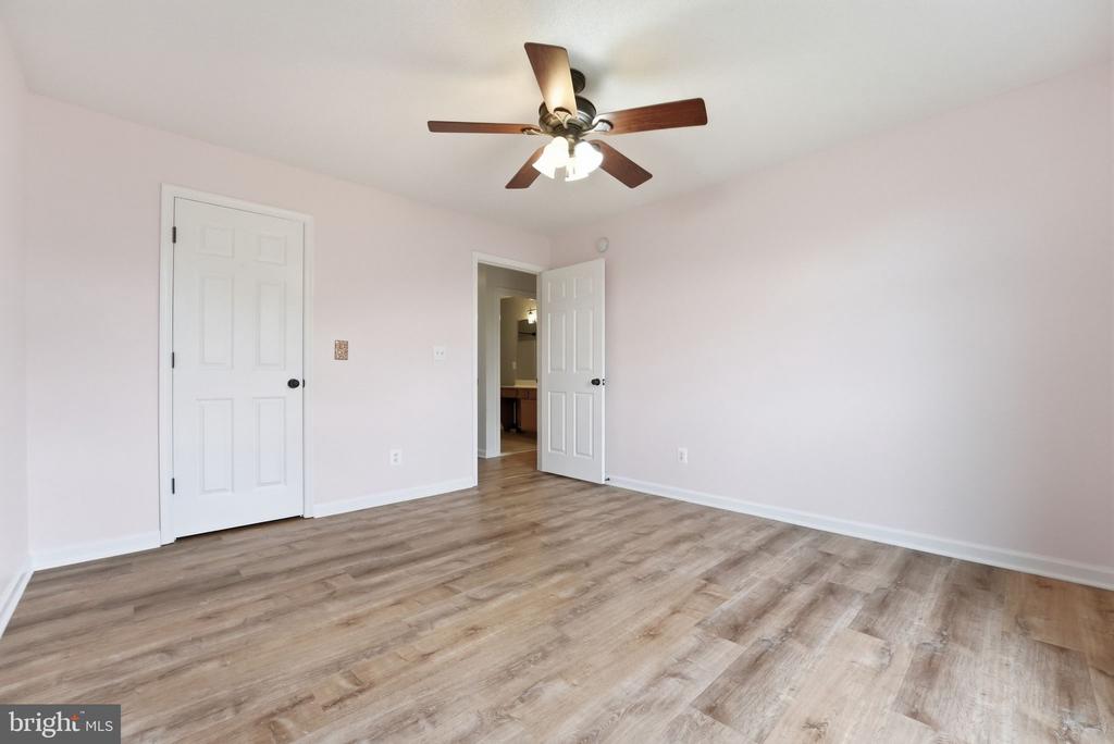 3472 ROCK RUN RD, GOLDVEIN, Virginia 22720, 3 Bedrooms Bedrooms, ,2 BathroomsBathrooms,Residential,3472 ROCK RUN RD,VAFQ2022650 MLS # VAFQ2022650