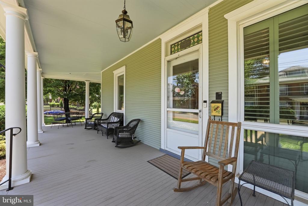 406 MACOY AVE, CULPEPER, Virginia 22701, 6 Bedrooms Bedrooms, ,3 BathroomsBathrooms,Residential,406 MACOY AVE,VACU2014164 MLS # VACU2014164 406 MACOY AVE, CULPEPER, Virginia 22701, 6 Bedrooms Bedrooms, ,3 BathroomsBathrooms,Residential,406 MACOY AVE,VACU2014164 MLS # VACU2014164