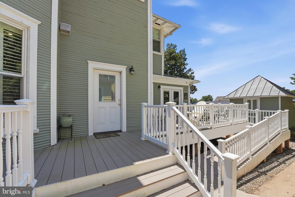 406 MACOY AVE, CULPEPER, Virginia 22701, 6 Bedrooms Bedrooms, ,3 BathroomsBathrooms,Residential,406 MACOY AVE,VACU2014164 MLS # VACU2014164 406 MACOY AVE, CULPEPER, Virginia 22701, 6 Bedrooms Bedrooms, ,3 BathroomsBathrooms,Residential,406 MACOY AVE,VACU2014164 MLS # VACU2014164