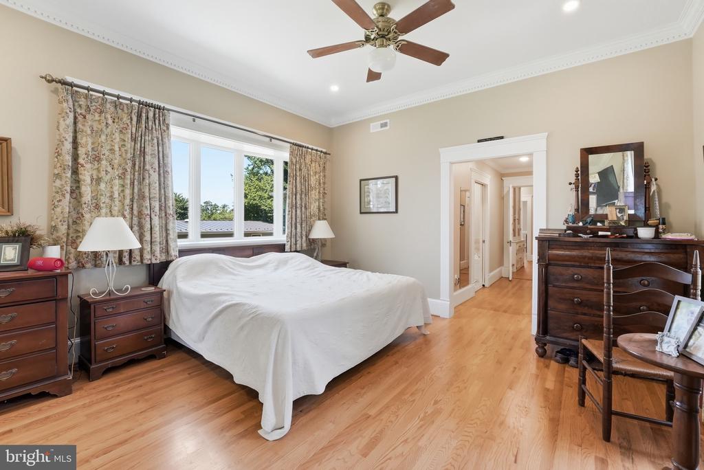 406 MACOY AVE, CULPEPER, Virginia 22701, 6 Bedrooms Bedrooms, ,3 BathroomsBathrooms,Residential,406 MACOY AVE,VACU2014164 MLS # VACU2014164 406 MACOY AVE, CULPEPER, Virginia 22701, 6 Bedrooms Bedrooms, ,3 BathroomsBathrooms,Residential,406 MACOY AVE,VACU2014164 MLS # VACU2014164
