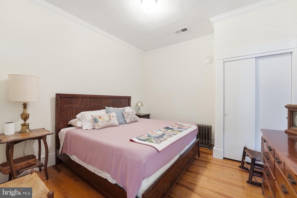 406 MACOY AVE, CULPEPER, Virginia 22701, 6 Bedrooms Bedrooms, ,3 BathroomsBathrooms,Residential,406 MACOY AVE,VACU2014164 MLS # VACU2014164 406 MACOY AVE, CULPEPER, Virginia 22701, 6 Bedrooms Bedrooms, ,3 BathroomsBathrooms,Residential,406 MACOY AVE,VACU2014164 MLS # VACU2014164