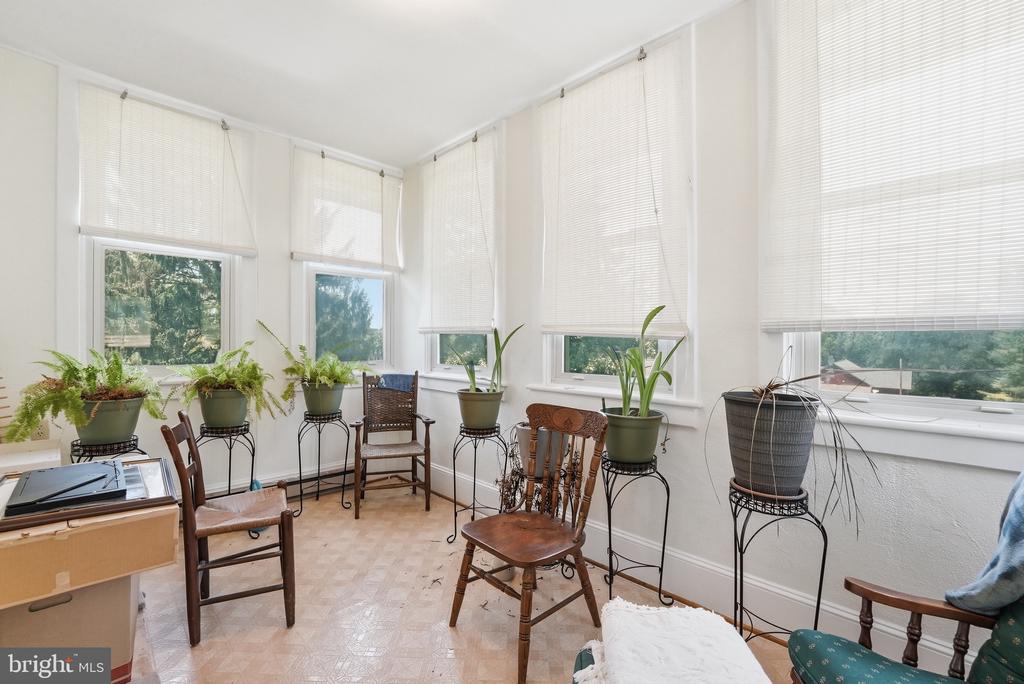 406 MACOY AVE, CULPEPER, Virginia 22701, 6 Bedrooms Bedrooms, ,3 BathroomsBathrooms,Residential,406 MACOY AVE,VACU2014164 MLS # VACU2014164 406 MACOY AVE, CULPEPER, Virginia 22701, 6 Bedrooms Bedrooms, ,3 BathroomsBathrooms,Residential,406 MACOY AVE,VACU2014164 MLS # VACU2014164