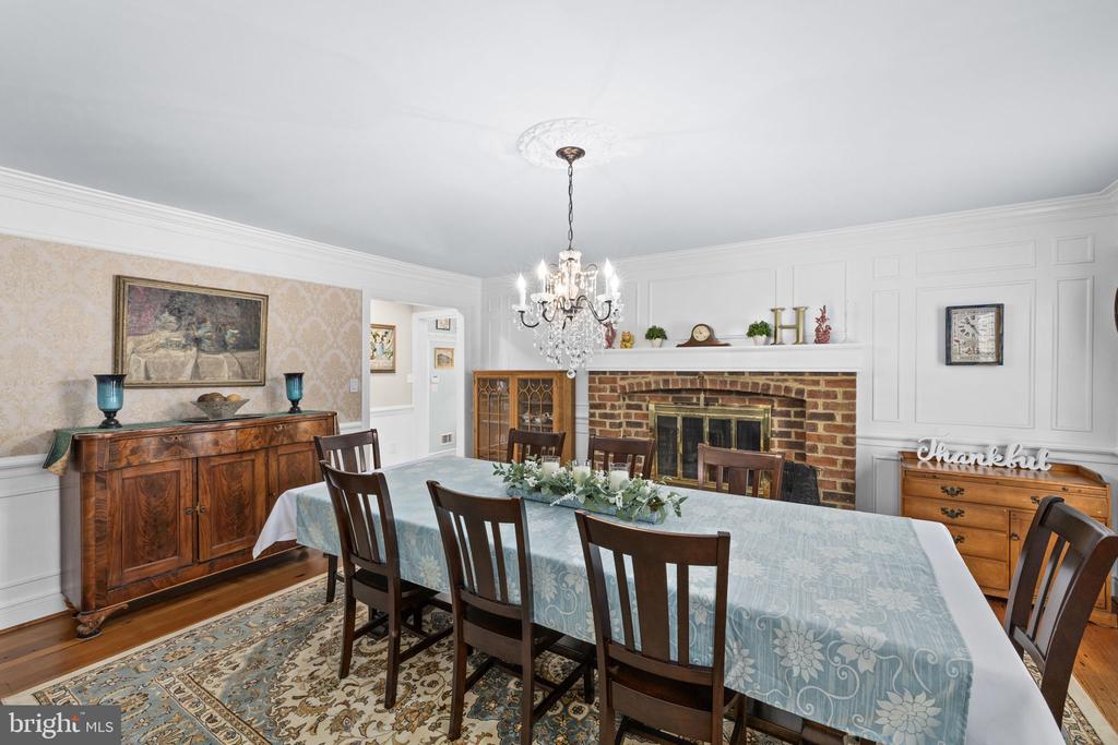 7409 RIVER RD, FREDERICKSBURG, Virginia 22407, 8 Bedrooms Bedrooms, ,4 BathroomsBathrooms,Residential,7409 RIVER RD,VASP2043054 MLS # VASP2043054
