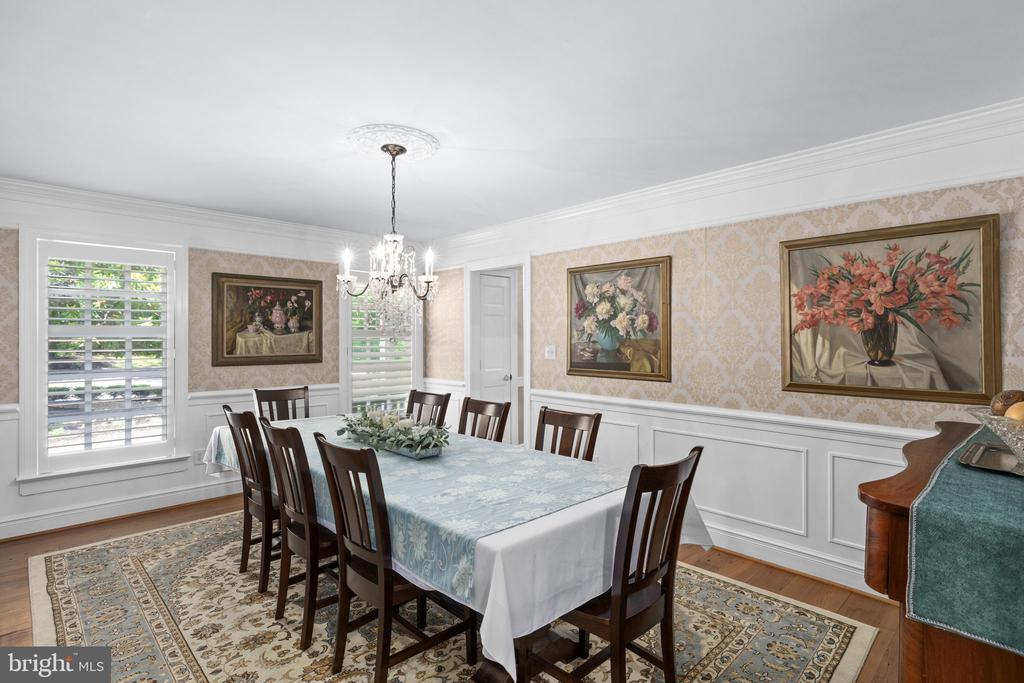 7409 RIVER RD, FREDERICKSBURG, Virginia 22407, 8 Bedrooms Bedrooms, ,4 BathroomsBathrooms,Residential,7409 RIVER RD,VASP2043054 MLS # VASP2043054