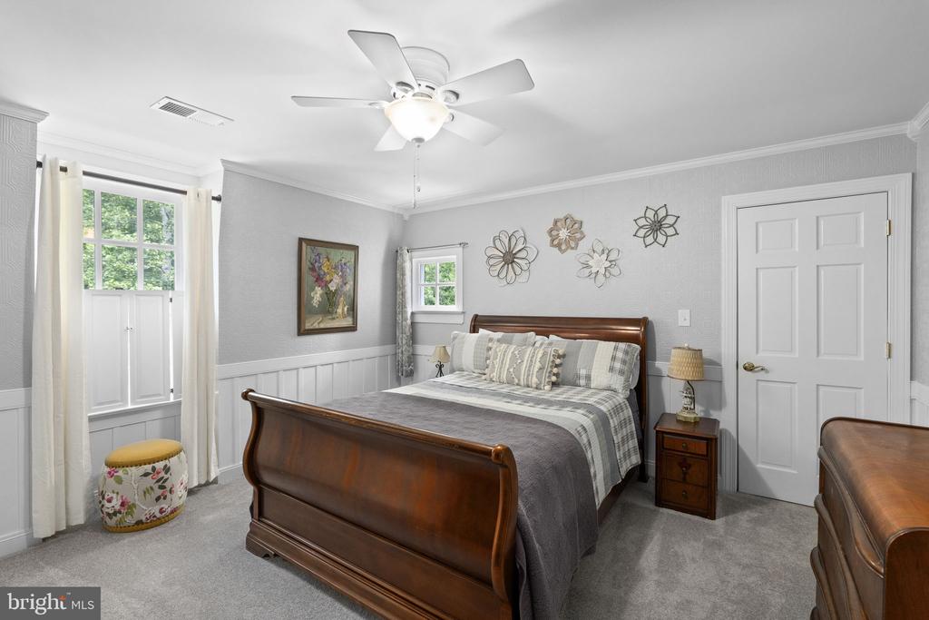 7409 RIVER RD, FREDERICKSBURG, Virginia 22407, 8 Bedrooms Bedrooms, ,4 BathroomsBathrooms,Residential,7409 RIVER RD,VASP2043054 MLS # VASP2043054