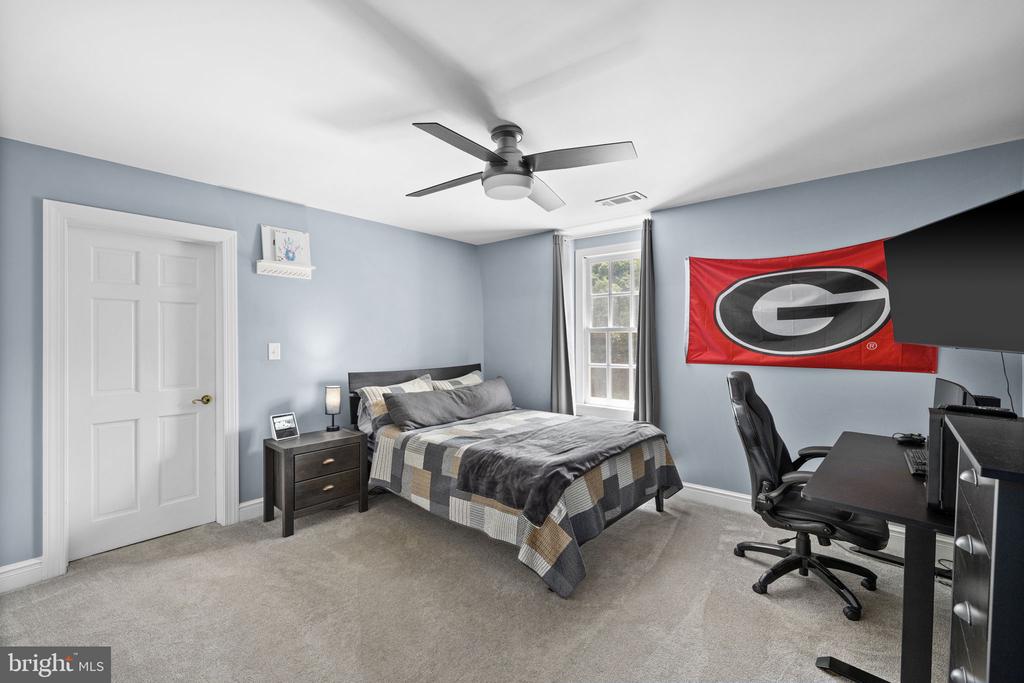 7409 RIVER RD, FREDERICKSBURG, Virginia 22407, 8 Bedrooms Bedrooms, ,4 BathroomsBathrooms,Residential,7409 RIVER RD,VASP2043054 MLS # VASP2043054