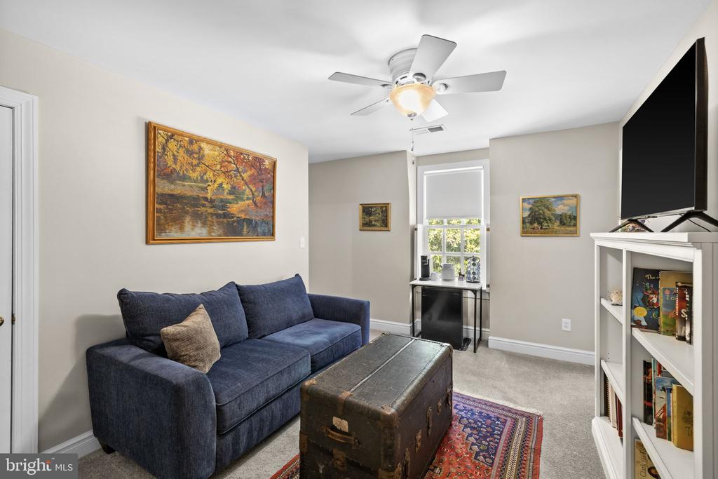 7409 RIVER RD, FREDERICKSBURG, Virginia 22407, 8 Bedrooms Bedrooms, ,4 BathroomsBathrooms,Residential,7409 RIVER RD,VASP2043054 MLS # VASP2043054
