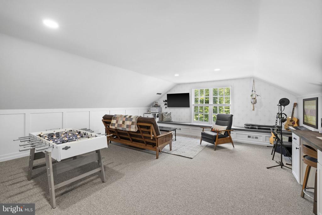 7409 RIVER RD, FREDERICKSBURG, Virginia 22407, 8 Bedrooms Bedrooms, ,4 BathroomsBathrooms,Residential,7409 RIVER RD,VASP2043054 MLS # VASP2043054