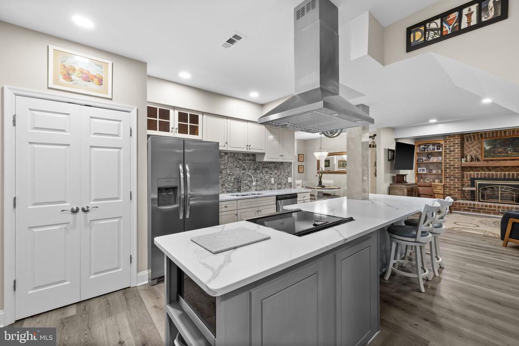 7409 RIVER RD, FREDERICKSBURG, Virginia 22407, 8 Bedrooms Bedrooms, ,4 BathroomsBathrooms,Residential,7409 RIVER RD,VASP2043054 MLS # VASP2043054