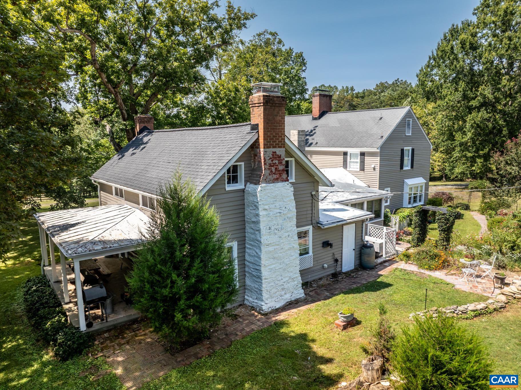 1128 BEAVERDAM RD, KESWICK, Virginia 22947, 5 Bedrooms Bedrooms, ,2 BathroomsBathrooms,Residential,Deerlodge,1128 BEAVERDAM RD,674077 MLS # 674077