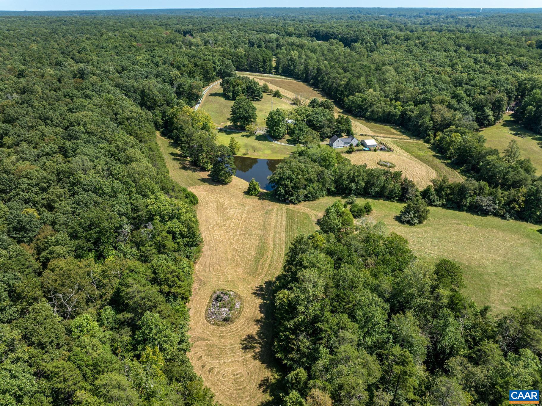 1128 BEAVERDAM RD, KESWICK, Virginia 22947, 5 Bedrooms Bedrooms, ,2 BathroomsBathrooms,Residential,Deerlodge,1128 BEAVERDAM RD,674077 MLS # 674077