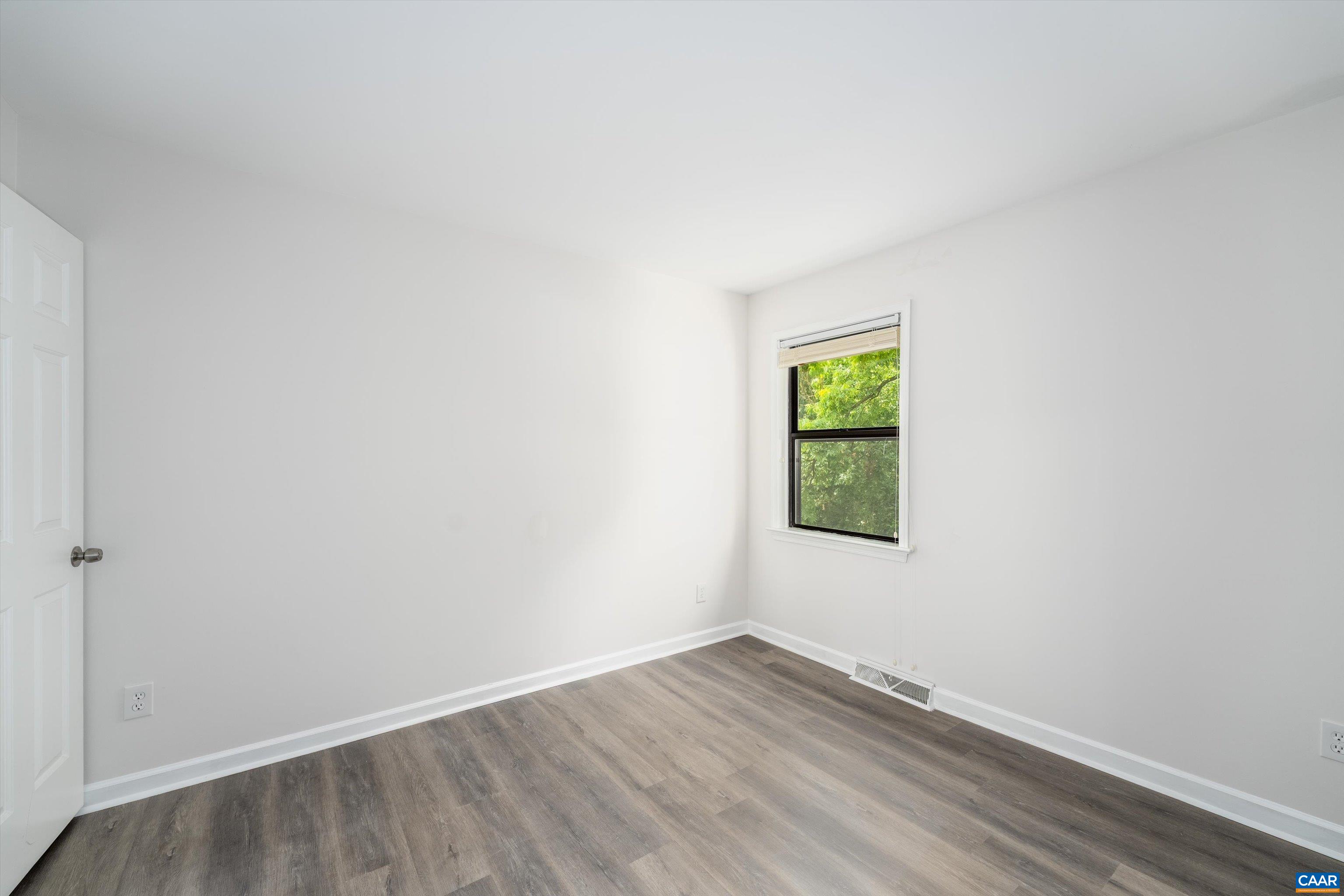 1118 MILL PARK DRIVE EXT, CHARLOTTESVILLE, Virginia 22901, 3 Bedrooms Bedrooms, ,2 BathroomsBathrooms,Residential,1118 MILL PARK DRIVE EXT,678865 MLS # 678865 1118 MILL PARK DRIVE EXT, CHARLOTTESVILLE, Virginia 22901, 3 Bedrooms Bedrooms, ,2 BathroomsBathrooms,Residential,1118 MILL PARK DRIVE EXT,678865 MLS # 678865