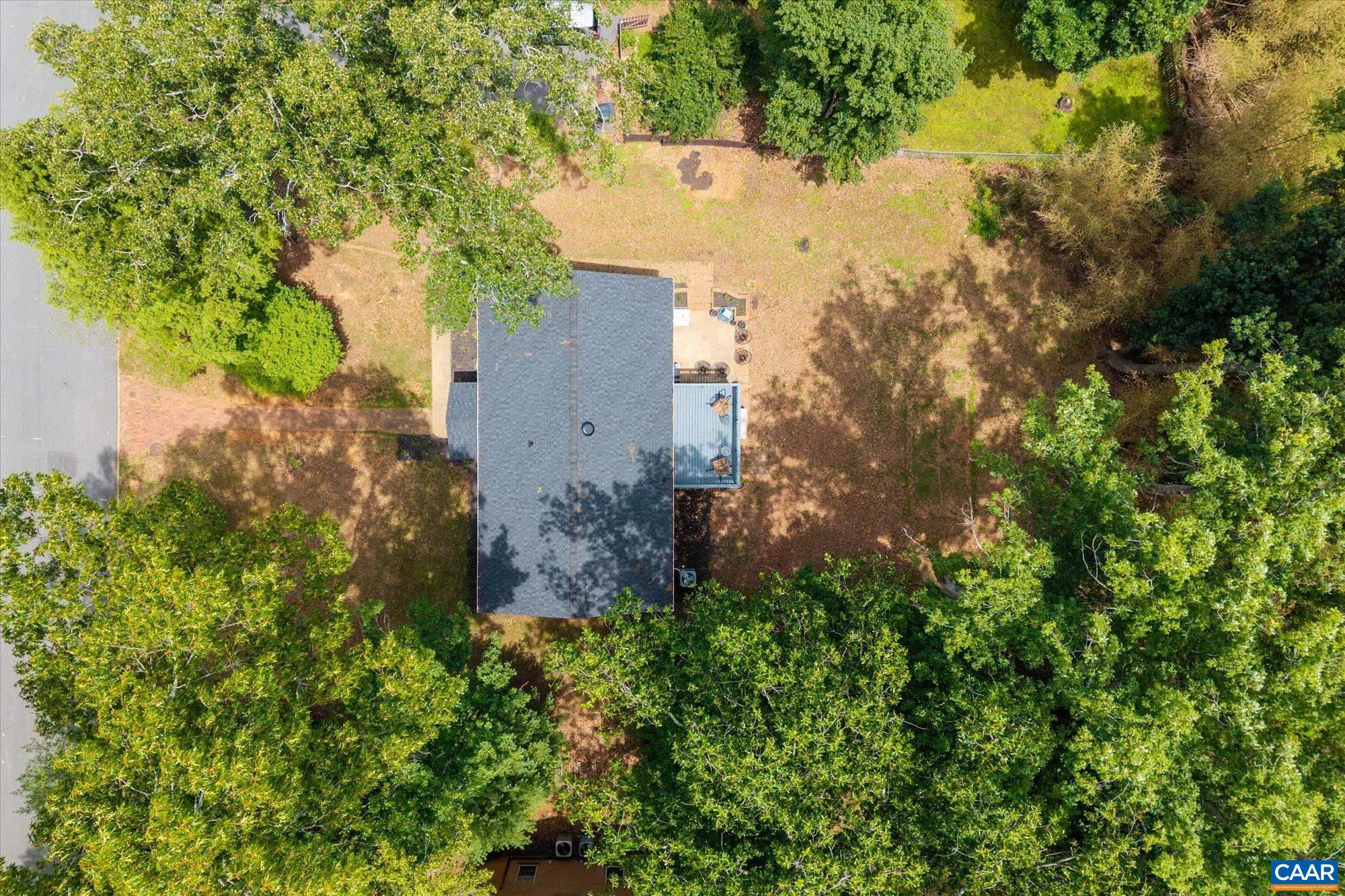 522 NOTTINGHAM RD, CHARLOTTESVILLE, Virginia 22901, 4 Bedrooms Bedrooms, ,2 BathroomsBathrooms,Residential,Beautiful Updated Westmoreland 4/2!,522 NOTTINGHAM RD,678866 MLS # 678866
