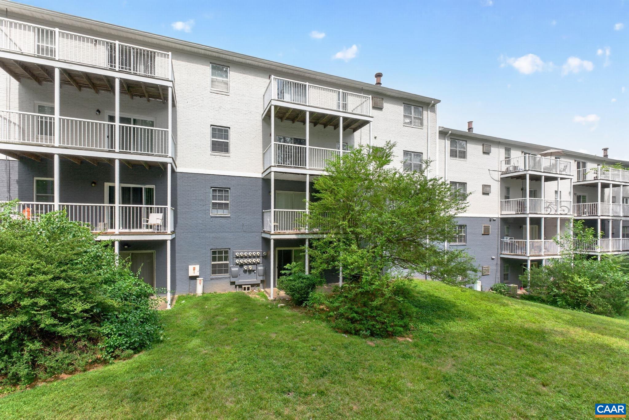 545 BURGOYNE RD, CHARLOTTESVILLE, Virginia 22901, 2 Bedrooms Bedrooms, ,1 BathroomBathrooms,Residential,545 BURGOYNE RD,678947 MLS # 678947 545 BURGOYNE RD, CHARLOTTESVILLE, Virginia 22901, 2 Bedrooms Bedrooms, ,1 BathroomBathrooms,Residential,545 BURGOYNE RD,678947 MLS # 678947