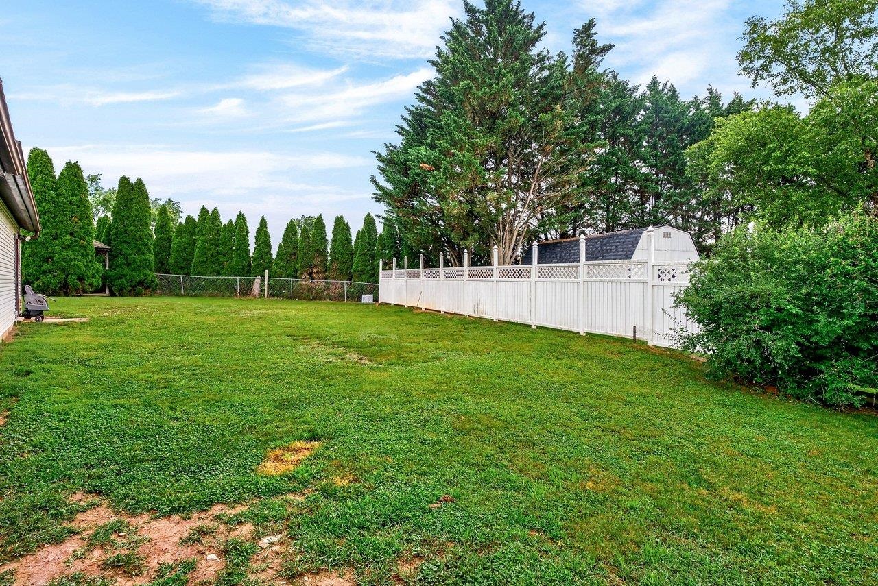 63 WESTGATE RD, VERONA, Virginia 24482, 3 Bedrooms Bedrooms, ,2 BathroomsBathrooms,Residential,63 WESTGATE RD,678985 MLS # 678985 63 WESTGATE RD, VERONA, Virginia 24482, 3 Bedrooms Bedrooms, ,2 BathroomsBathrooms,Residential,63 WESTGATE RD,678985 MLS # 678985