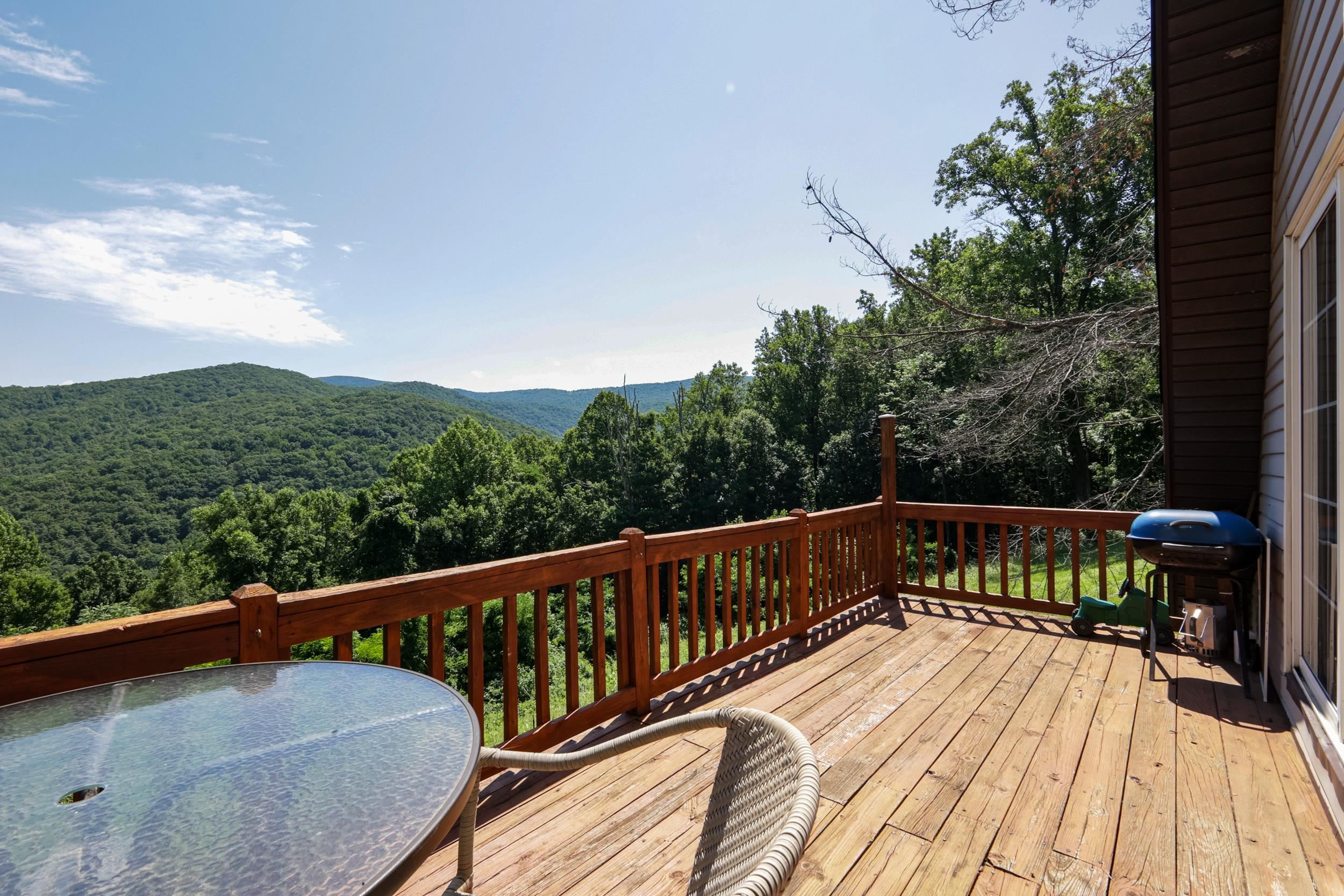 1093 OVERLOOK MOUNTAIN RD, ELKTON, Virginia 22827, 2 Bedrooms Bedrooms, ,1 BathroomBathrooms,Residential,1093 OVERLOOK MOUNTAIN RD,678988 MLS # 678988 1093 OVERLOOK MOUNTAIN RD, ELKTON, Virginia 22827, 2 Bedrooms Bedrooms, ,1 BathroomBathrooms,Residential,1093 OVERLOOK MOUNTAIN RD,678988 MLS # 678988